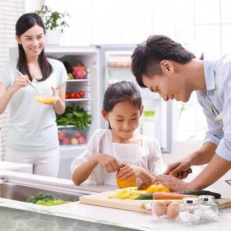 3 Aktivitas Seru di Rumah untuk Keluarga Harmonis Anda