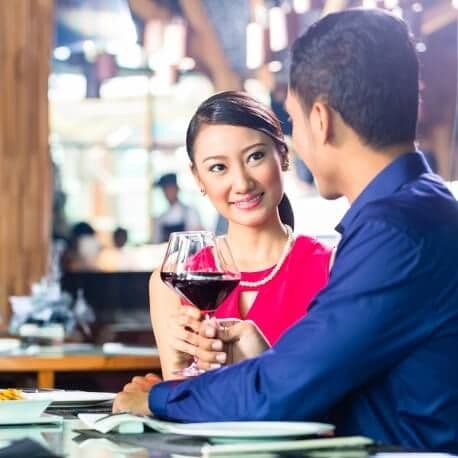 Merasa Pasangan Ideal Anda Menjauh? Rebut Kembali Hatinya dengan Cara Ini!